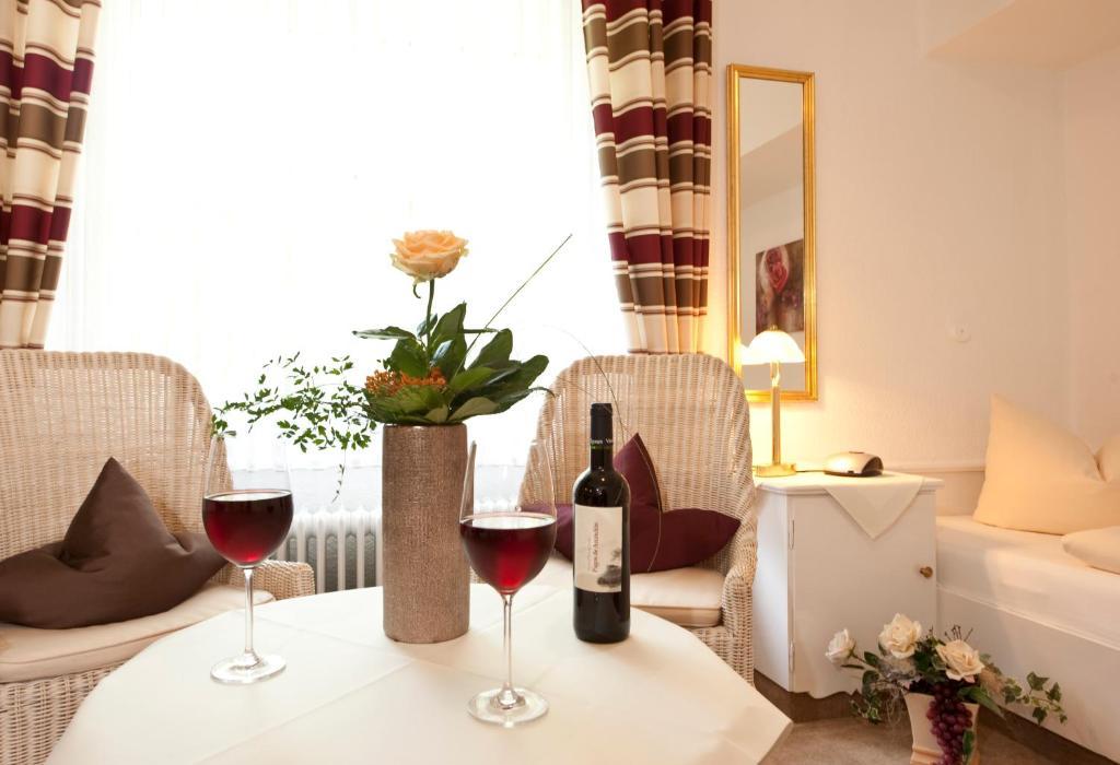 Boutiquehotel Das Haus Am Walde Bad Bevensen Rom bilde